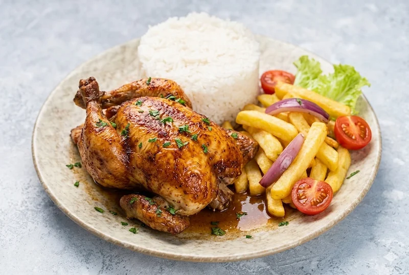 Plato con pollo a la brasa